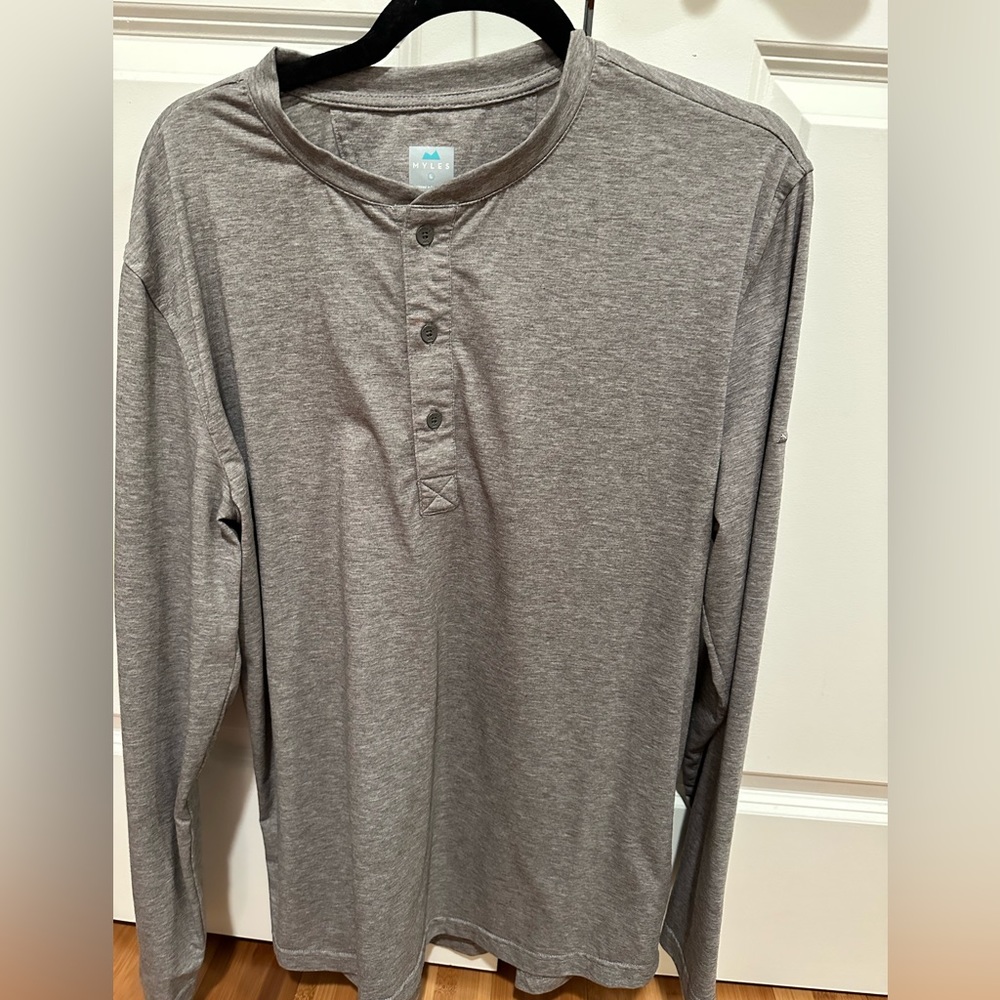 Myles Apparel Long Sleeve Everyday Henley in Heather Gray - LG